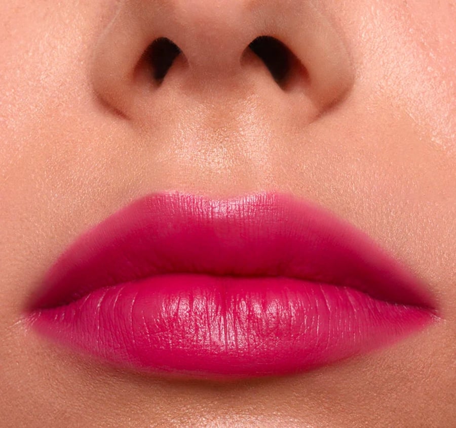 أحمر شفاه Kiss Me Quick بلمسة مطفية ناعمة