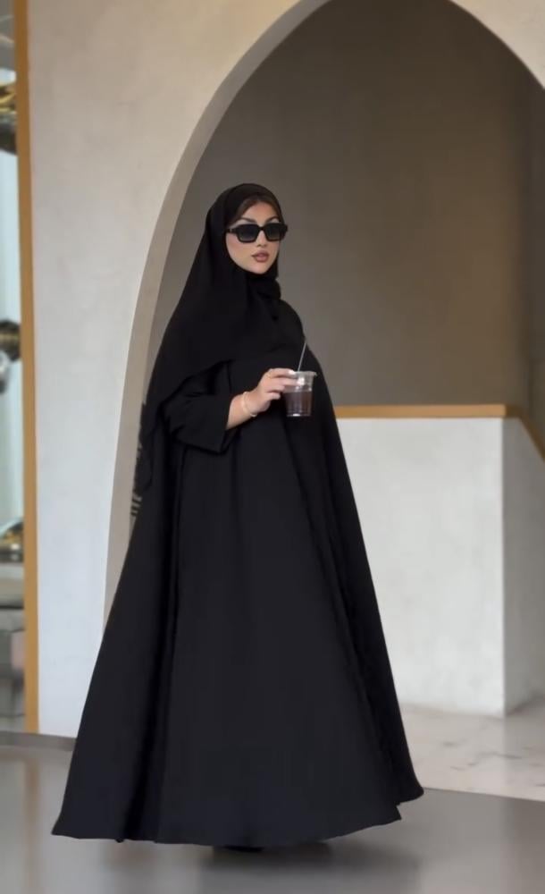 عبايه دبل كلوش