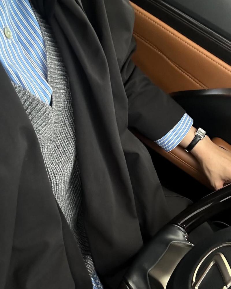 عبايات ملونه