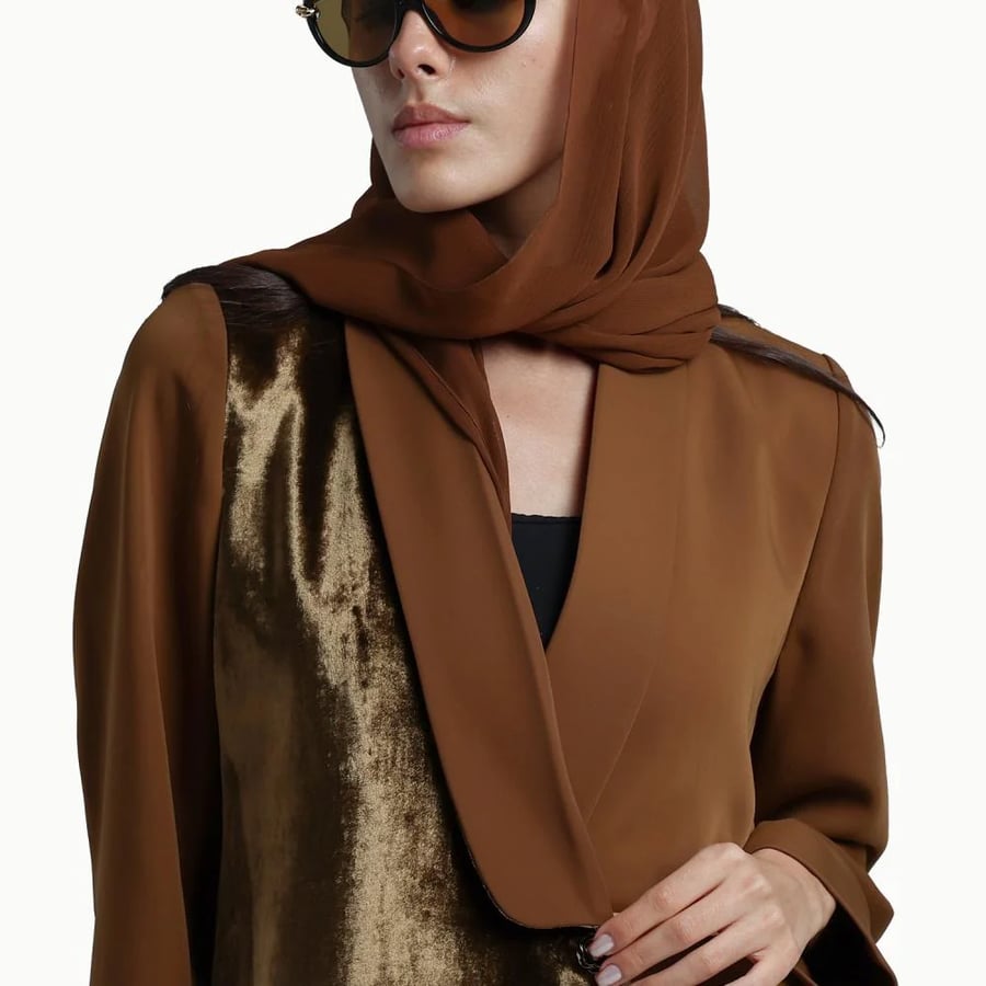 AB0160- عباية بليزر كريب مع مخمل