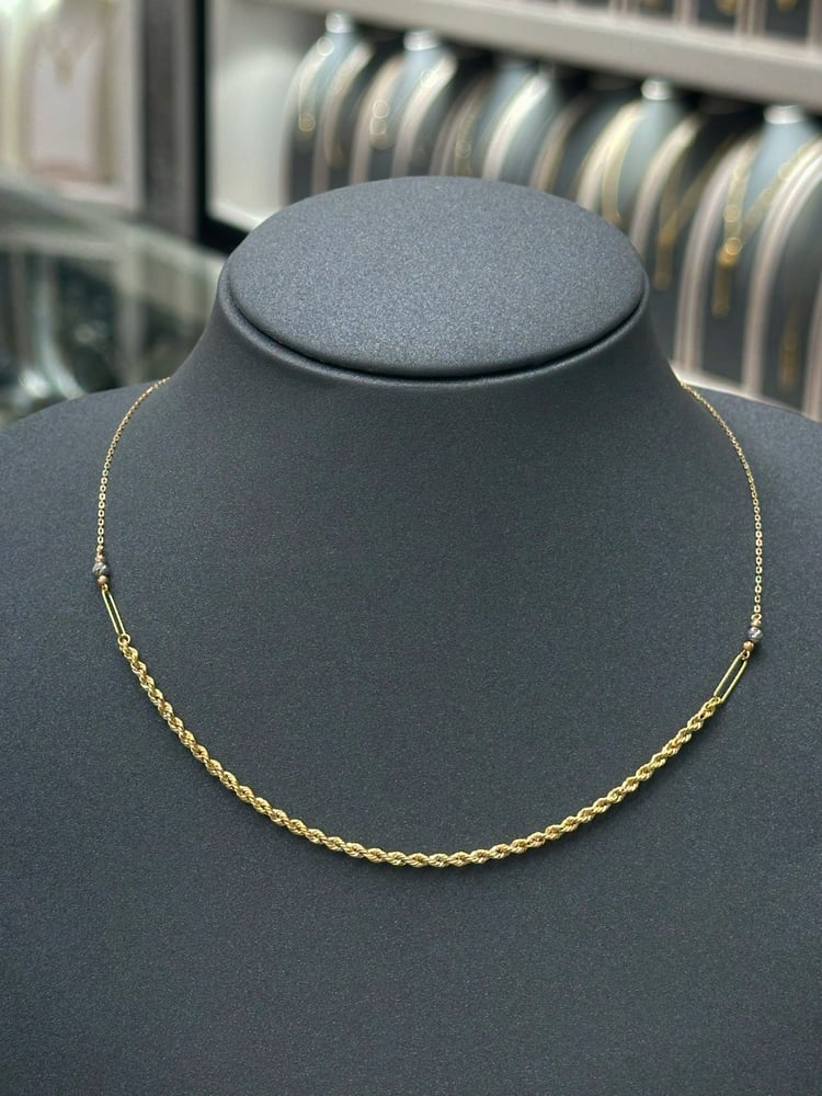 عقد روبشين 18k