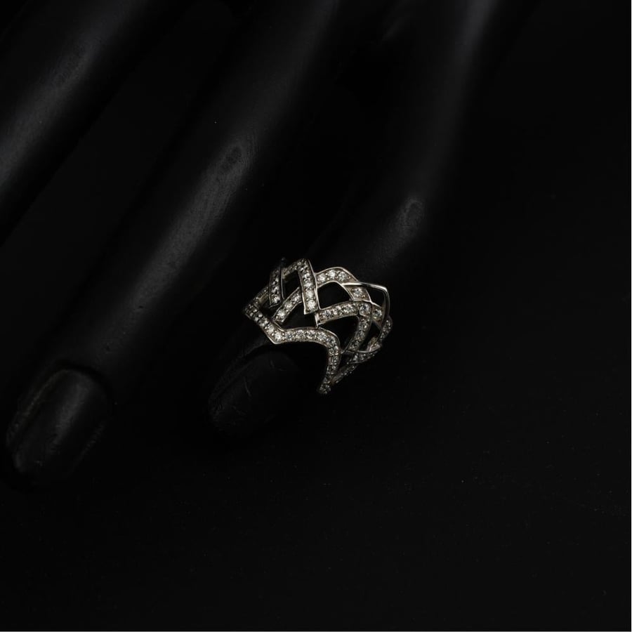 Nail ring 044