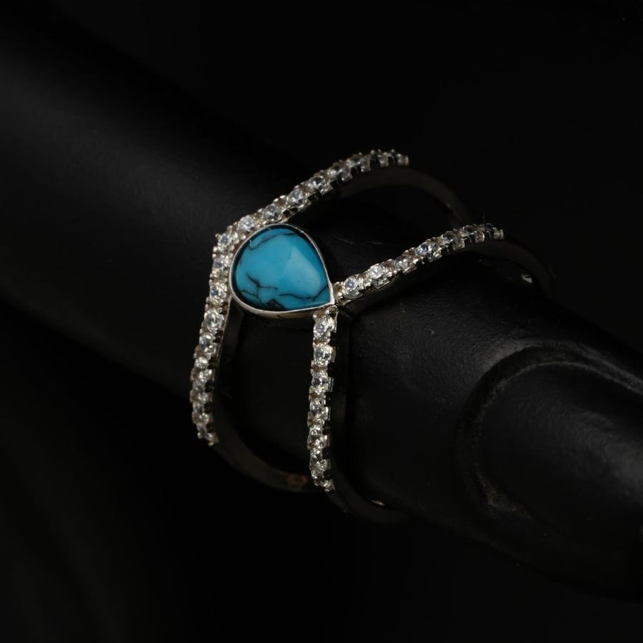 Nail ring 028