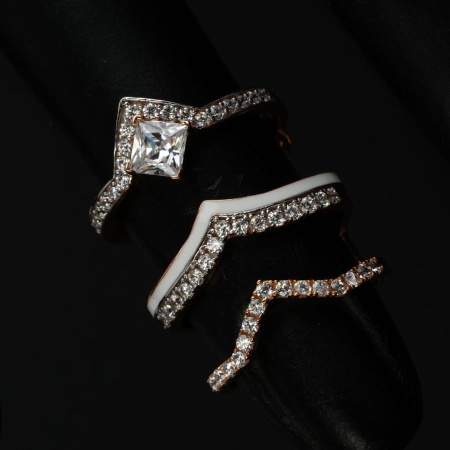 Nail ring 045