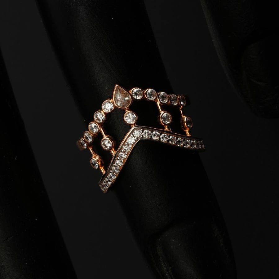 Nail ring 053