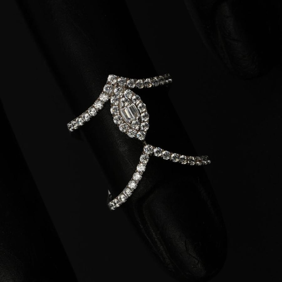 Nail ring 05