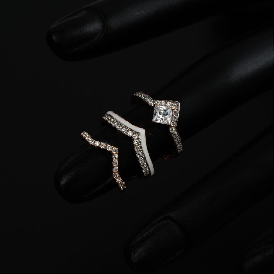 Nail ring 045