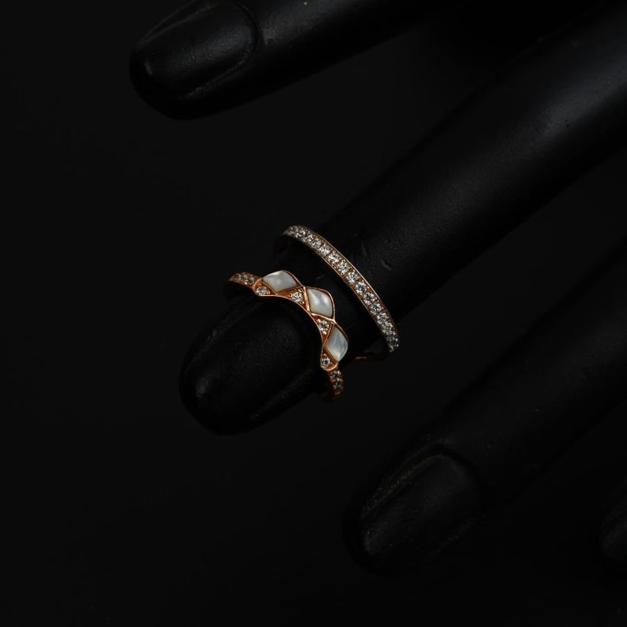 Nail ring 026