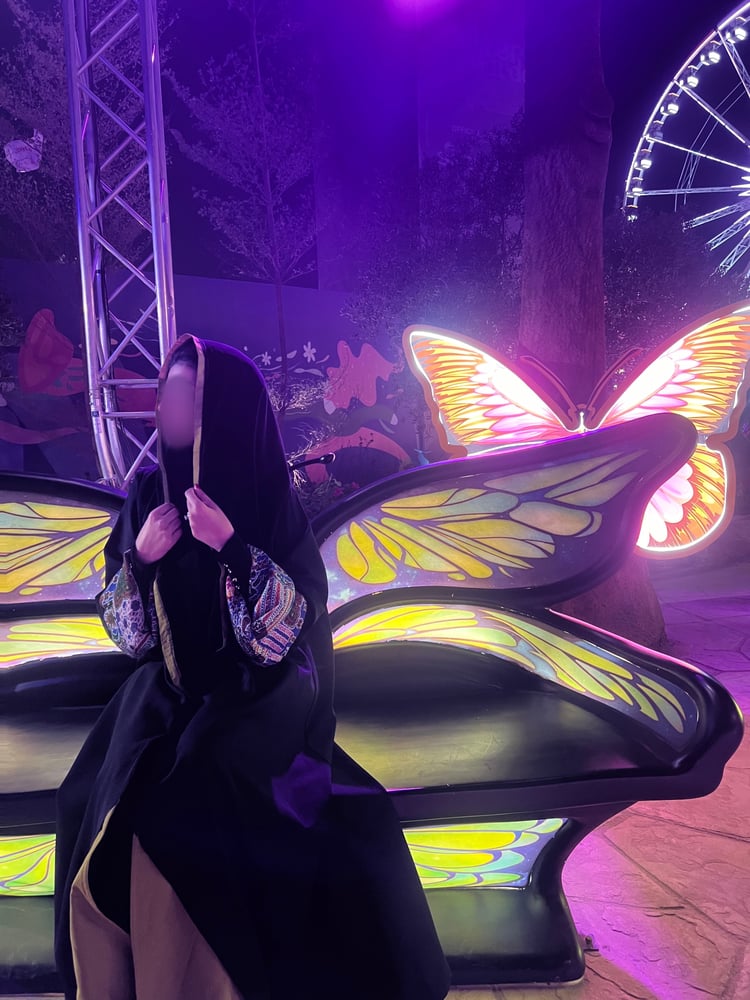 butterfly عباية