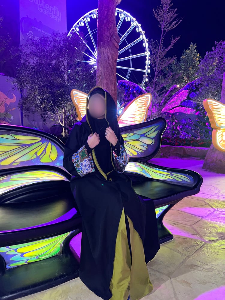 butterfly عباية