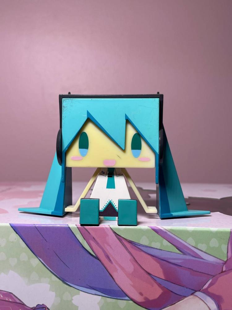 [ شحن فوري ] هاتسوني ميكو مجسم قرافيك ( بدون كرتون ! )  Vocaloid - Hatsune Miku - Graphig  Good Smile Company
