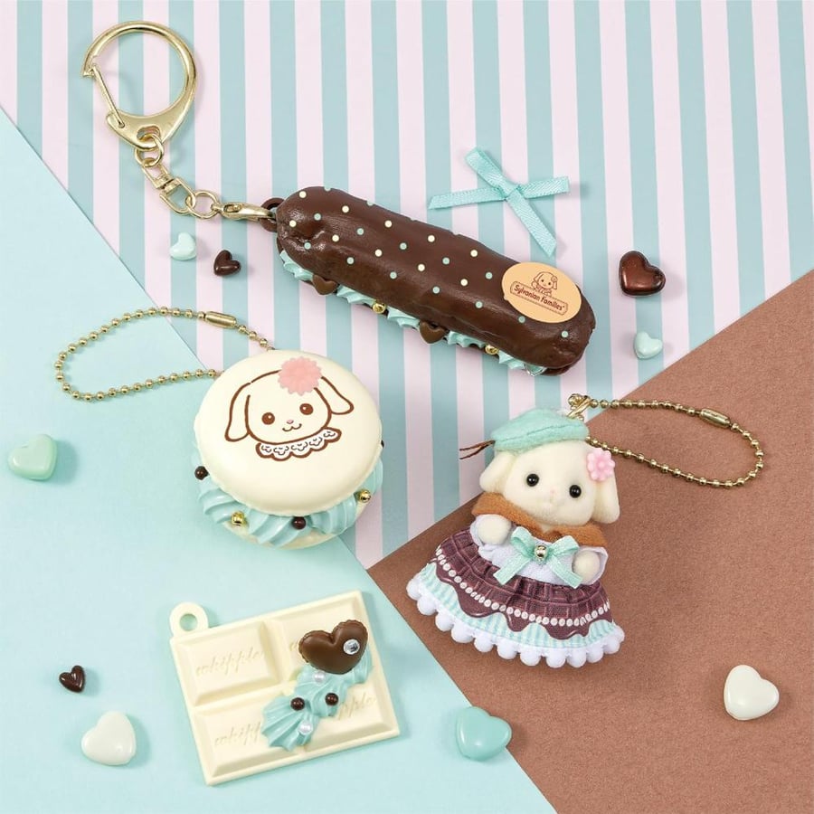 [شحن فوري] سيلفانين فاملي الارنب فلورا بفستان النعناع والشوكولاتة | Sylvanian Family Whip Keychain Kit (Chocolate Mint) flora
