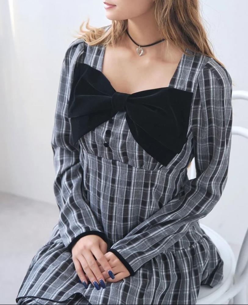 [حجز - قادمة خلال 4 اسابيع] فستان جيراي كي بفيونكة كبيرة | Jirai Kei Big Ribbon Asymmetrical Frill T-Shirt Dress