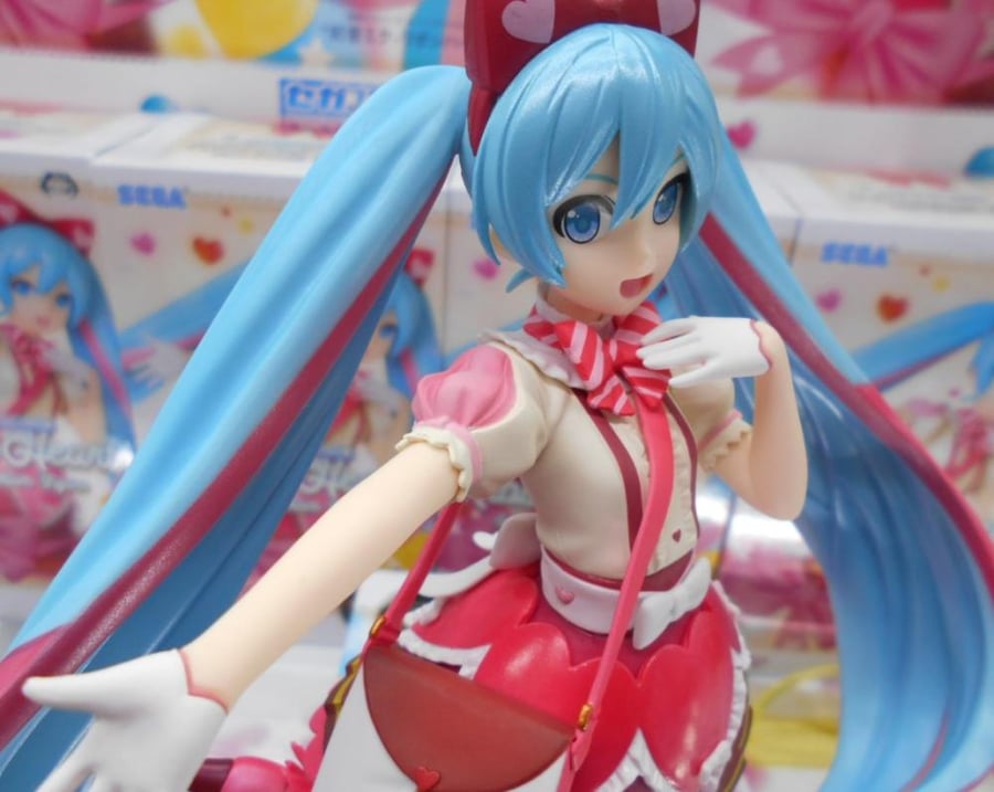 [شحن فوري] هاتسوني ميكو اصدار الفيونكات | Vocaloid Super Premium Miku Hatsune (Ribbon x Heart) Figure