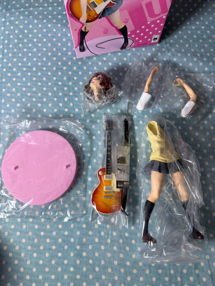 فيقر يوي  K-ON | K-ON! Figure - 2011 Hirasawa Yui w/ Guitar - Banpresto SQ | ‏