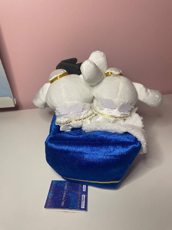 [شحن فوري] سينامون رول علبة مناديل  ( حصرية نادرة ) دمية قطنية | Cinnamon roll plush