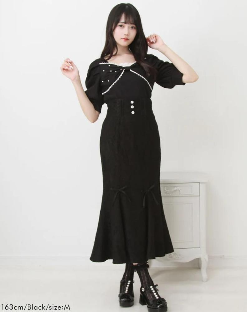 [حجز - قادمة خلال 4 اسابيع] بلوزة توب جيراي كي فيونكة ولؤلؤ | Jirai Kei Pearl Ribbon Ribbed Top