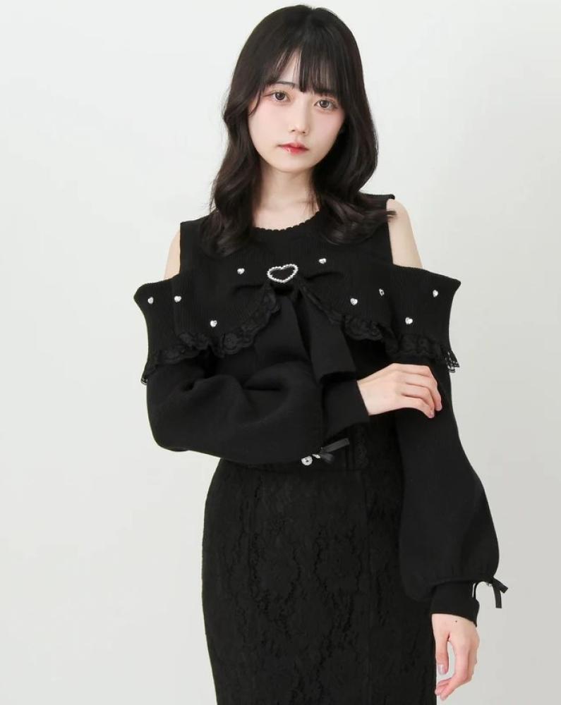 [حجز - قادمة خلال 4 اسابيع] بلوزة جيراي كي اوف شولدر بفيونكات وقلوب لامعة | Jirai Kei Sparkly Heart Ribbon Off-Shoulder Knit