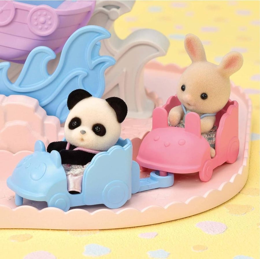 [شحن فوري] سيلفانين فاملي قلعة الملاهي | Calico Critters Baby Amusement Park with 3 Figures