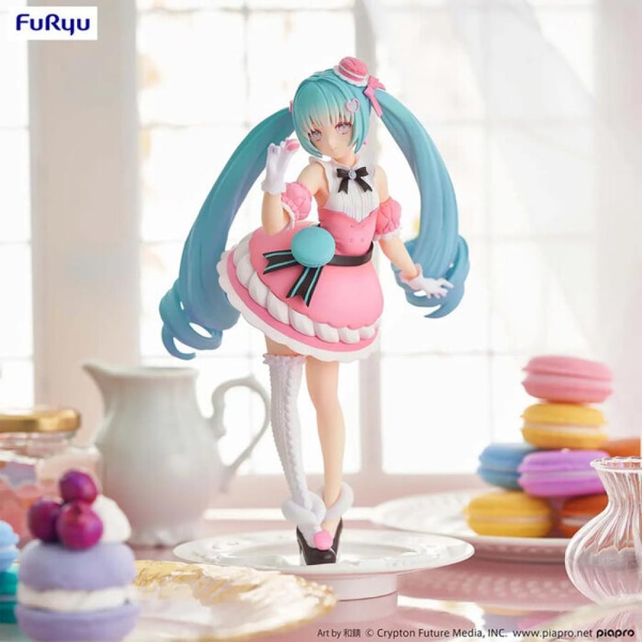[ شحن فوري ] هاتسوني ميكو -  (إصدار الحلويات - ماكرون ) | Piapro Characters - Hatsune Miku - Exc∞d Creative - Sweet Sweets - Macaron (FuRyu)