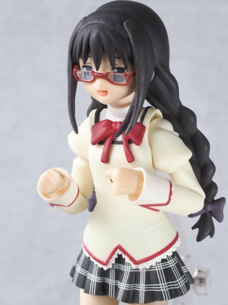 [شحن فوري]  | اكيمي هومورا فيمقا الزي المدرسي ( جديد غير مفتوح ) | Akemi Homura figma school very