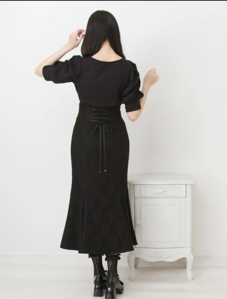 [حجز - قادمة خلال 4 اسابيع] بلوزة توب جيراي كي فيونكة ولؤلؤ | Jirai Kei Pearl Ribbon Ribbed Top