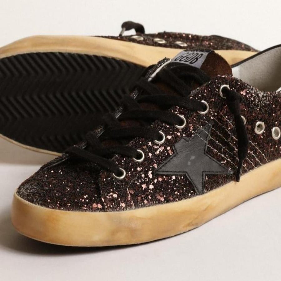 حذاء سنيكرز جولدن جوس Golden Goose