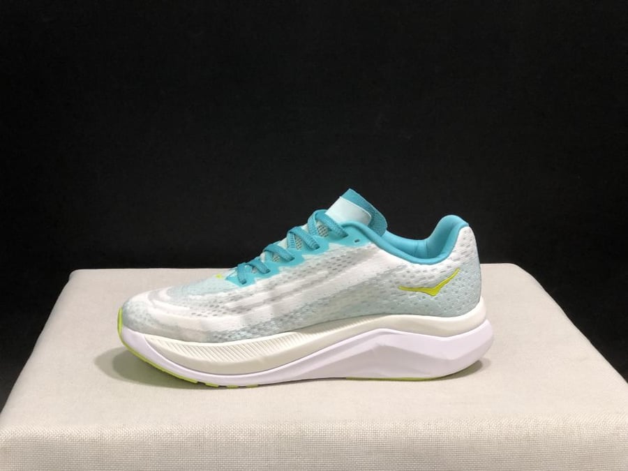 حذاء سنيكرز هوكا  HOKA One One Mach X