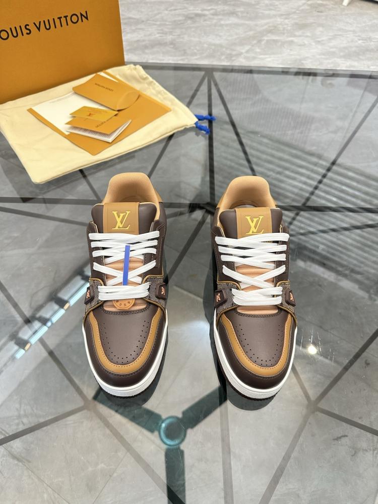 حذاء سنيكر لويس فيتون ترينر LV Trainer للجنسين
