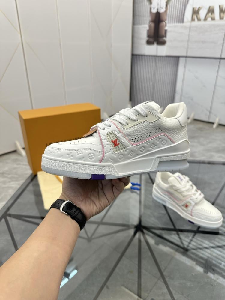 حذاء سنيكر لويس فيتون ترينر LV Trainer للجنسين
