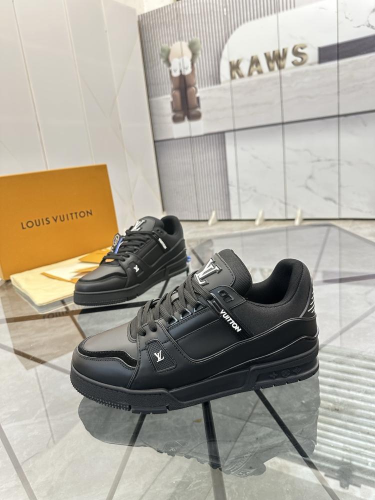حذاء سنيكر لويس فيتون ترينر LV Trainer للجنسين