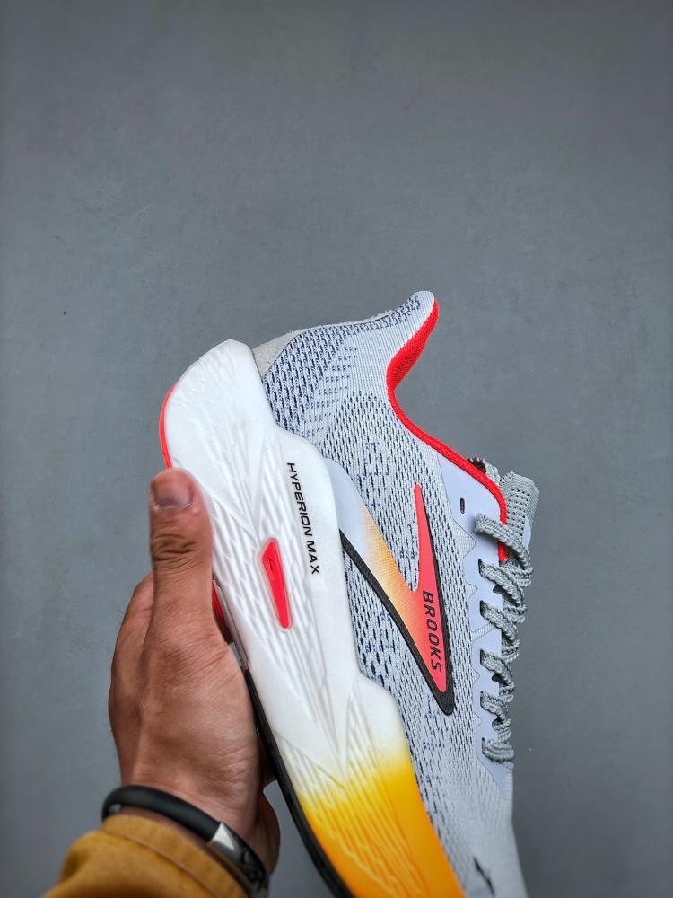 حذاء بروكس هايبرون ماكس  Brooks Hyperion Max 2