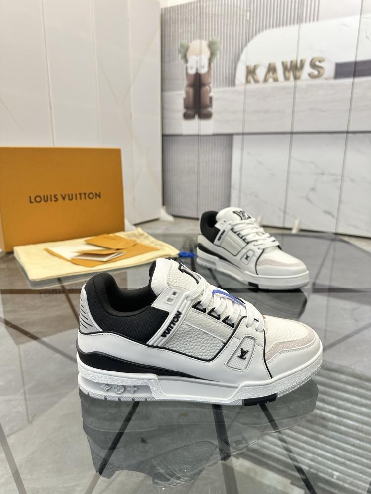 حذاء سنيكر لويس فيتون ترينر LV Trainer للجنسين