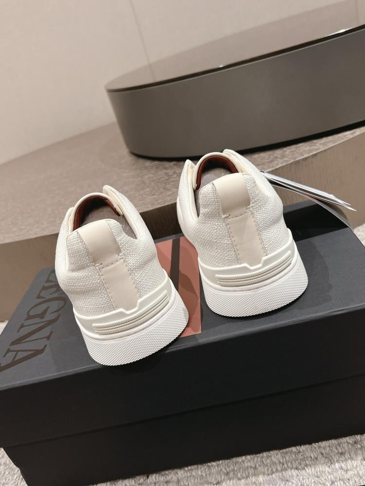حذاء  رجالي زينيا تربيل ستيتش قماش وجلد أبيض