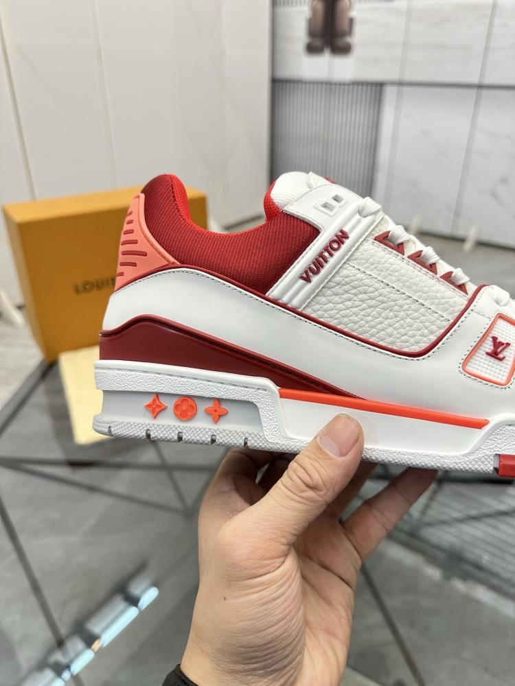 حذاء سنيكر لويس فيتون ترينر LV Trainer للجنسين