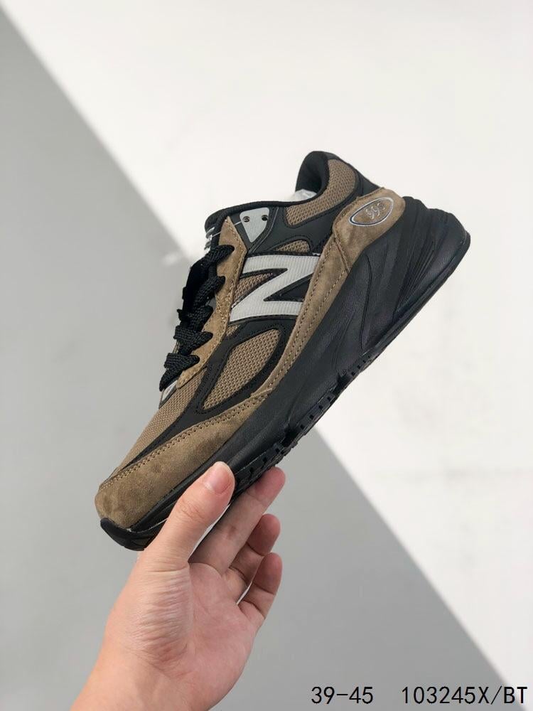 نيو بالانس 990
