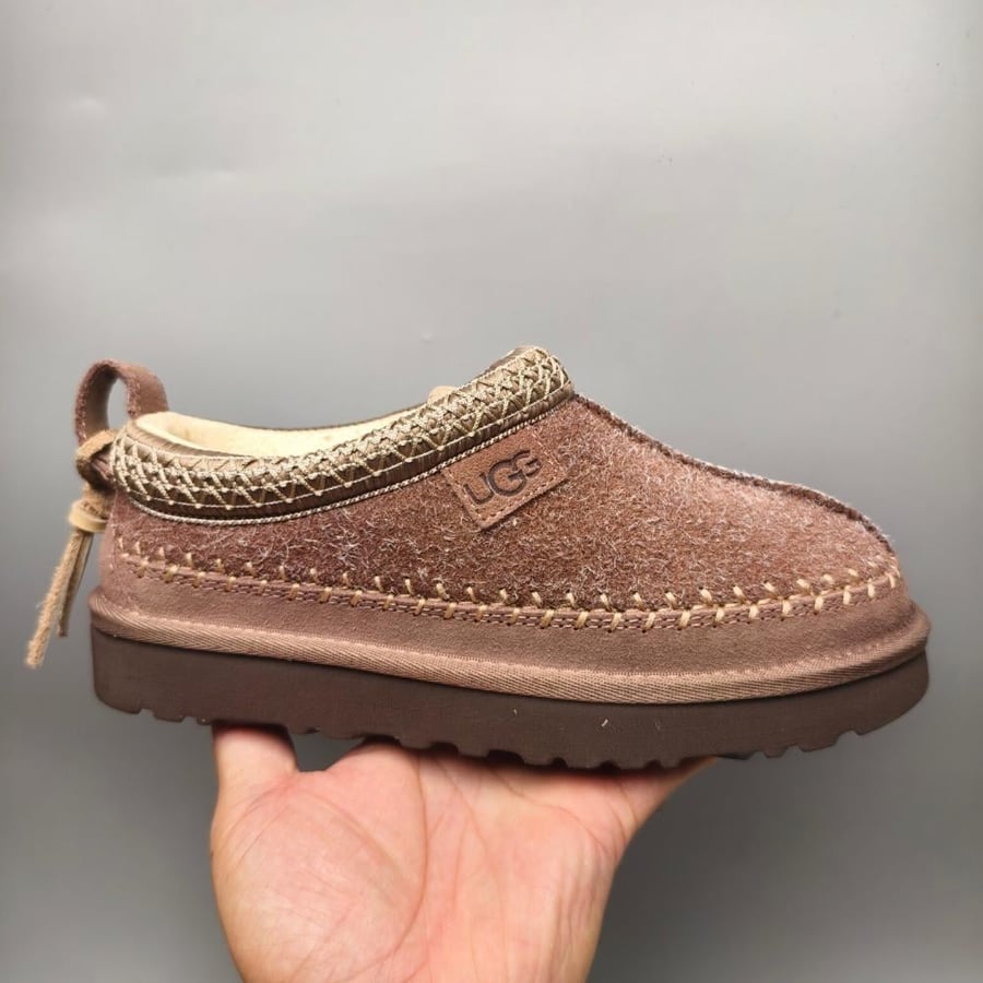 سليبر شتوي باللونRocky Oak