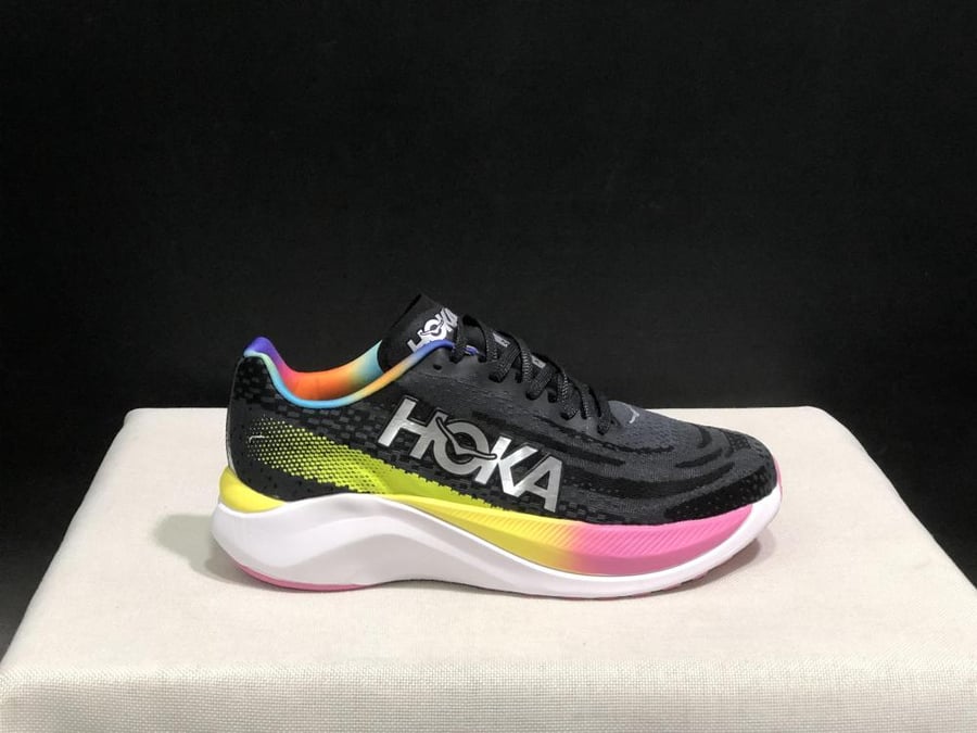 حذاء سنيكرز هوكا  HOKA One One Mach X
