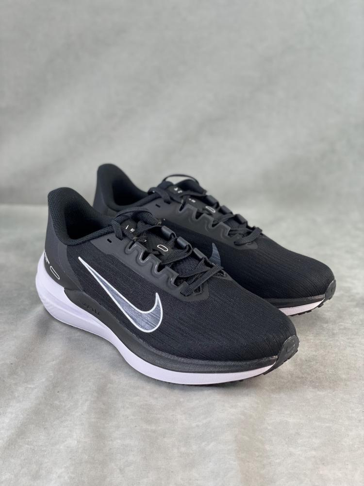حذاء نايك Air zoom winflo 9