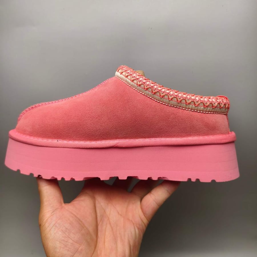 سليبر UGG شتوي فرو زهري فاتح