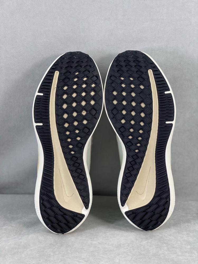حذاء نايك Air zoom winflo 9