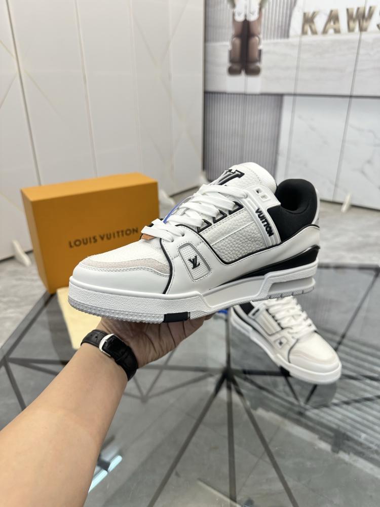 حذاء سنيكر لويس فيتون ترينر LV Trainer للجنسين
