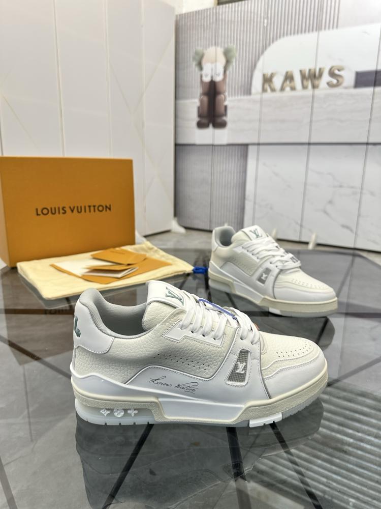 حذاء سنيكر لويس فيتون ترينر LV Trainer للجنسين