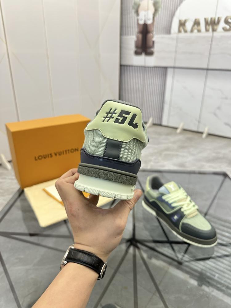 سنيكرز لويس فيتون ترينر LV Trainer للرجال