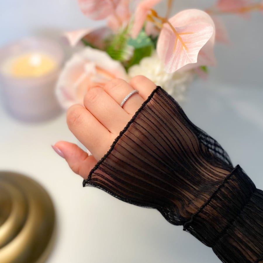 خاتم Elegant فضه عيار 925 مرصع بالزركون