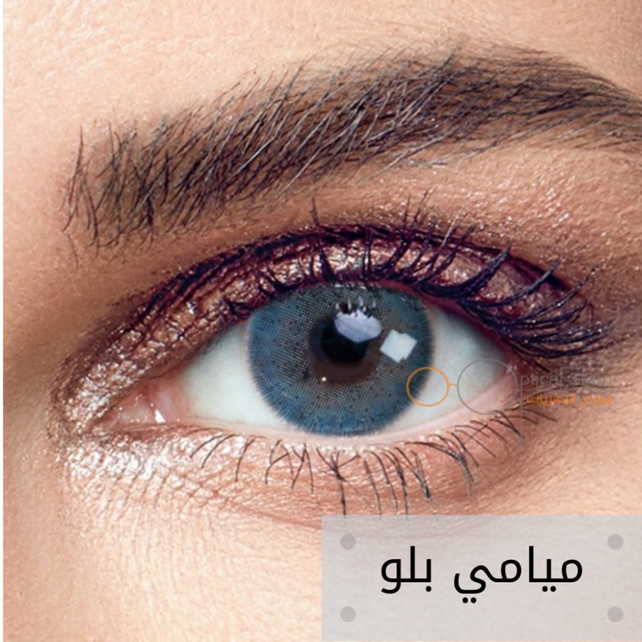 عدسات انستازيا ملونة