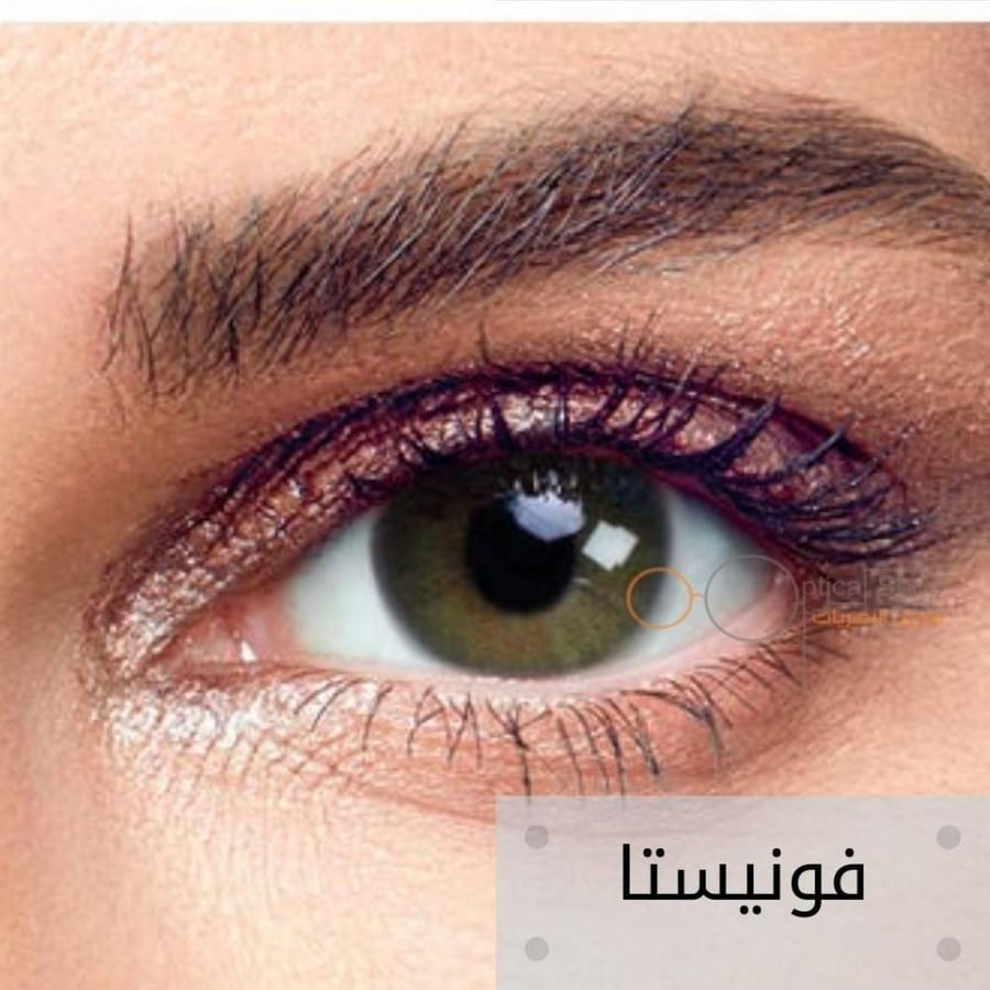 عدسات انستازيا ملونة