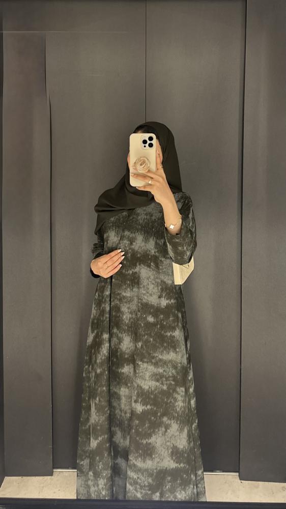 Flowy Abaya