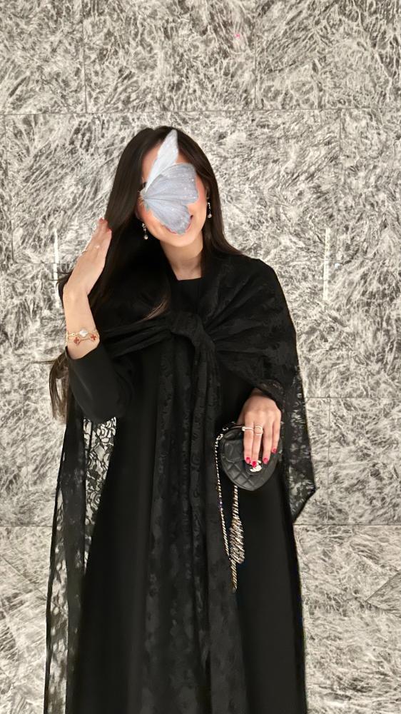 Luxury Lace Abaya
