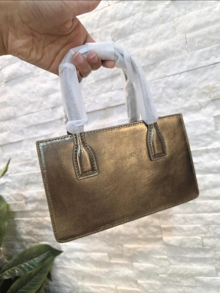 حقيبة Kurt Geiger London